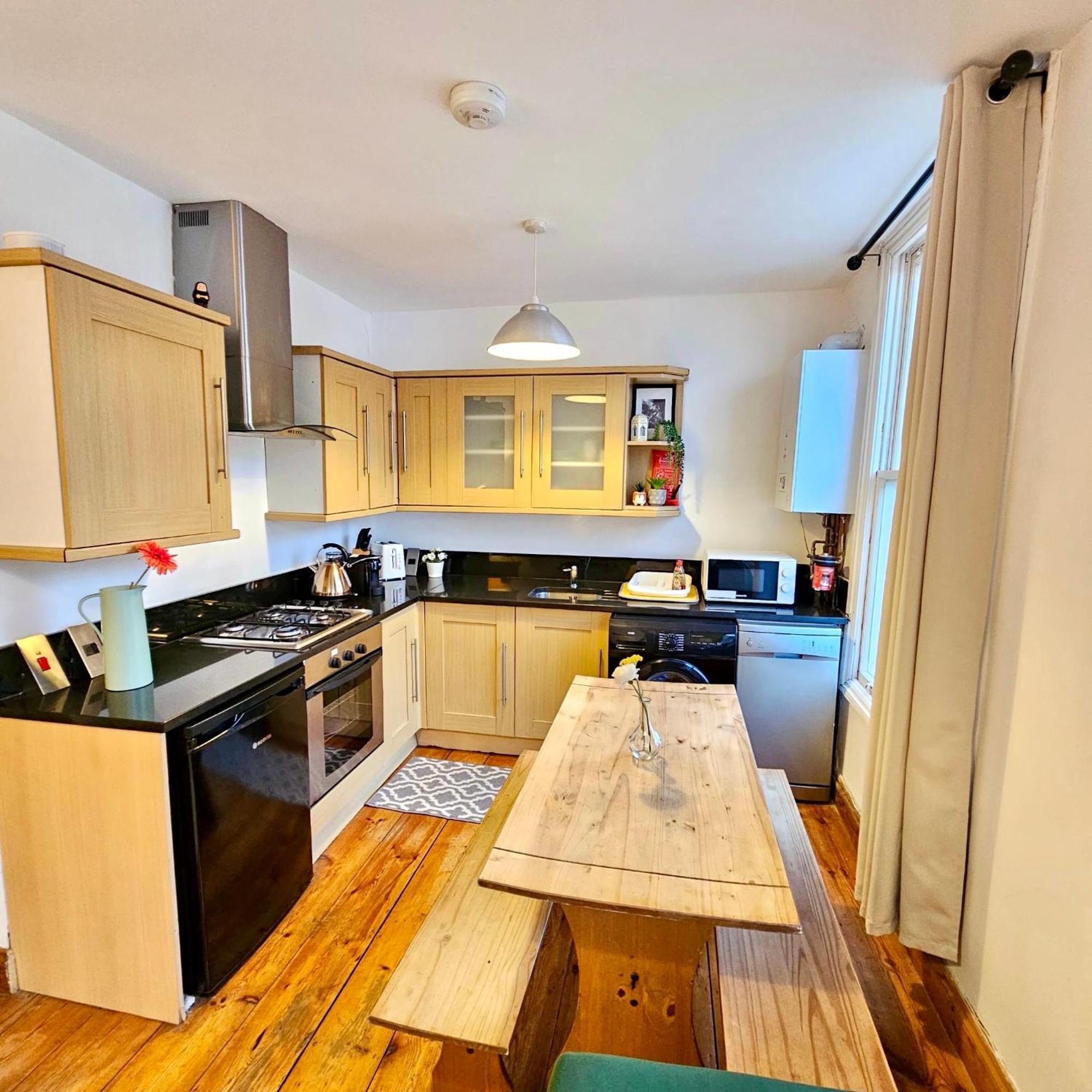 Lovely 1 Bed Apartment 2 Min To Station London Exterior photo